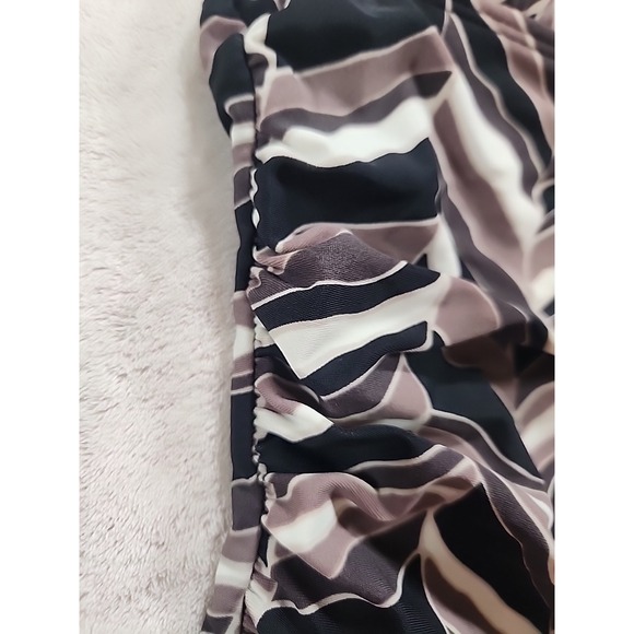 Leilani swimsuit Brown/Cream And Black One Piece Size 10 Flattering - Picture 3 of 12